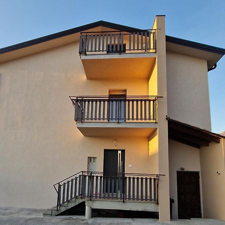 Apartma-Sobe Lejla Vipava Dış mekan fotoğraf