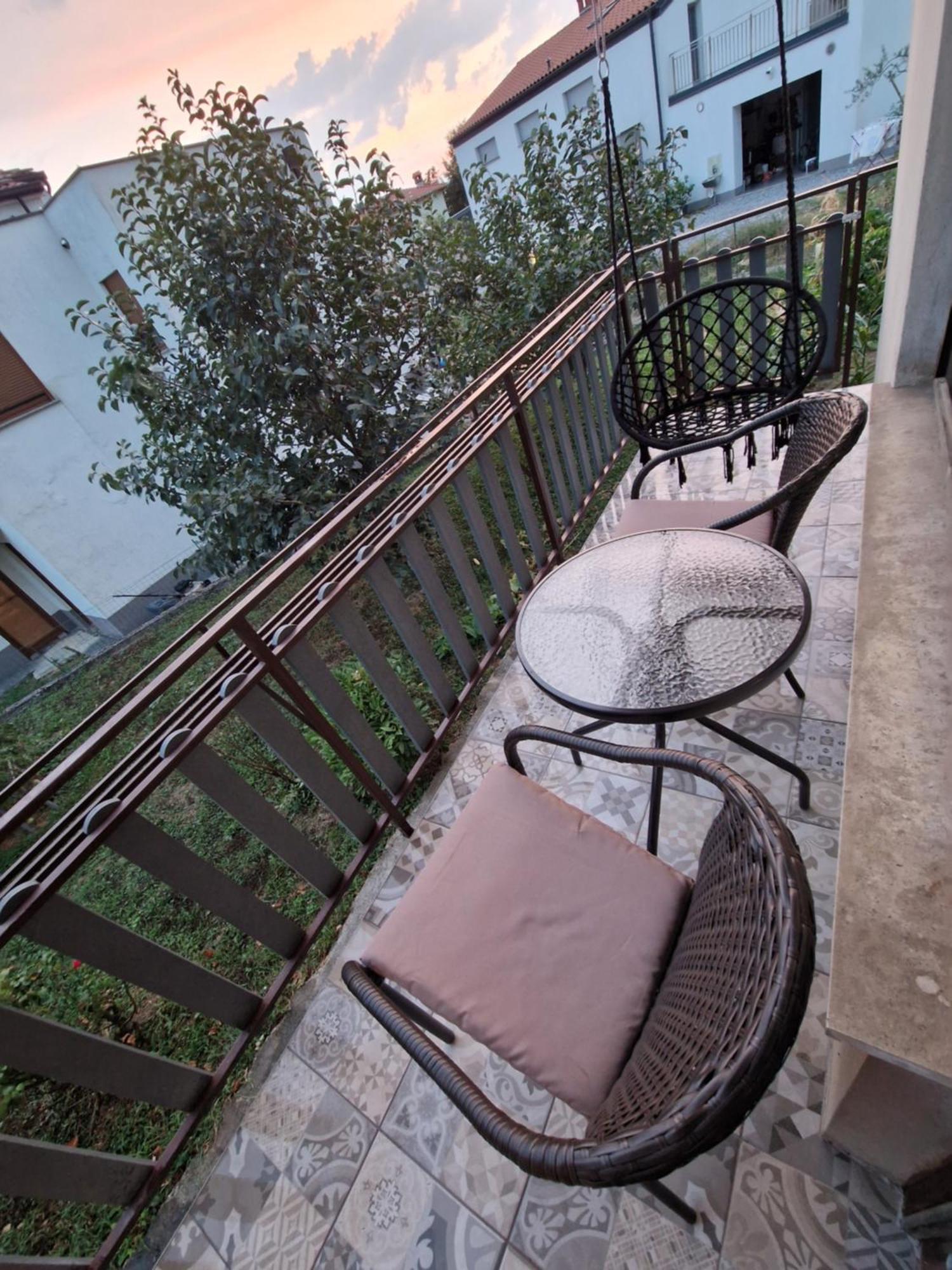 Apartma-Sobe Lejla Vipava Dış mekan fotoğraf